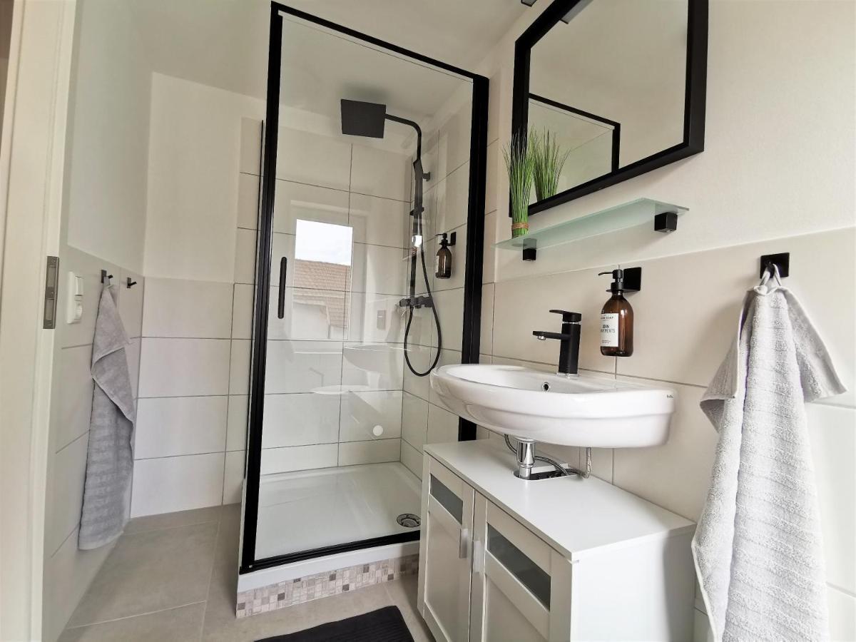 Bohnapartments Design Suite Am Markt - Vollausstattung - Wlan - Zentrum Ільменау Екстер'єр фото